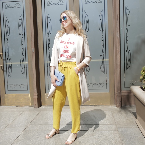 Meet your Posher, Jeni - Picture 4 of 4